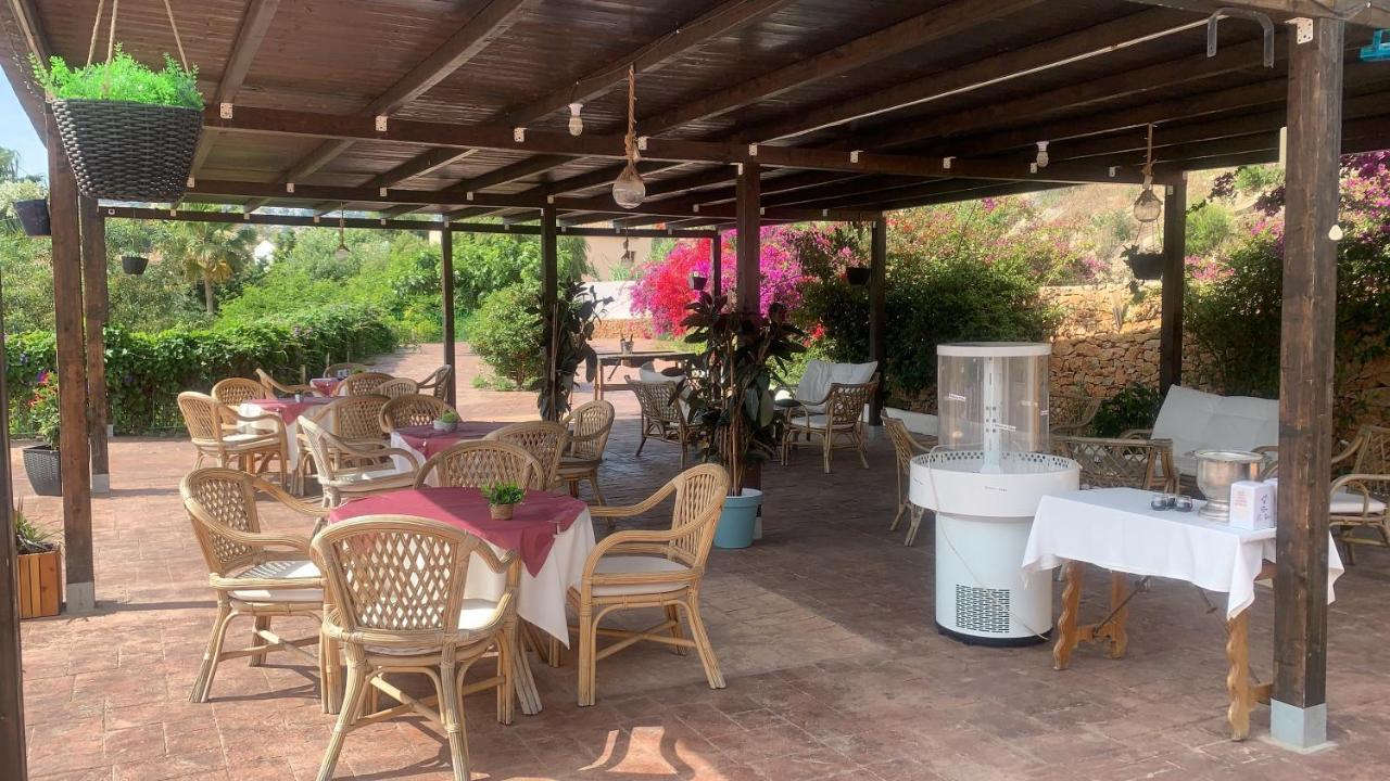 Hotel Restaurant Baladrar Benissa Exterior photo